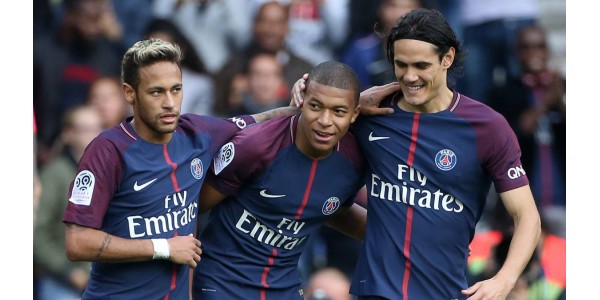 Nîmes Olympique Paris Saint-Germain4-2